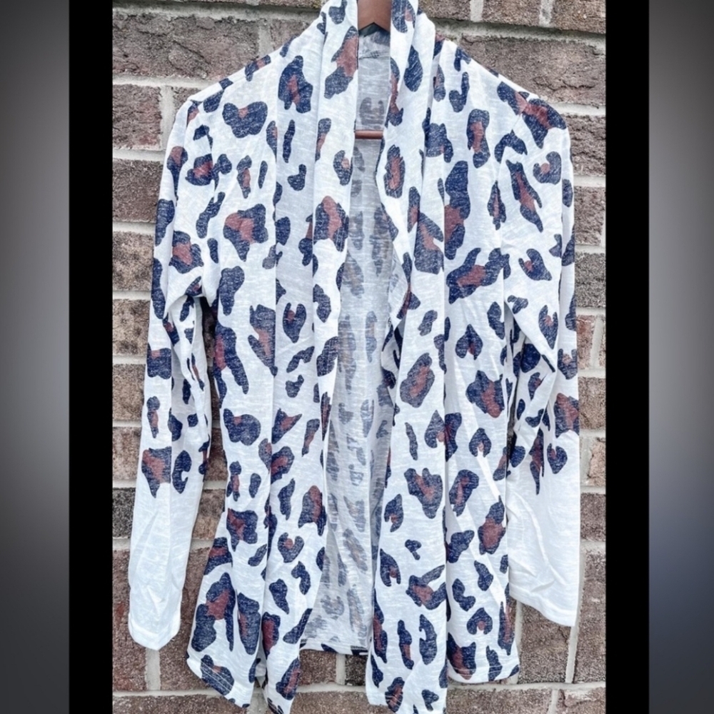 White Vintage Lepored Print Open Cardigan - Picture 3 of 3